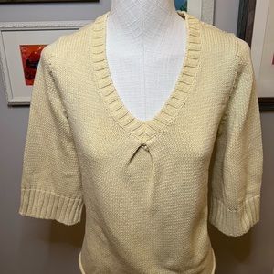 Short-sleeve sweater